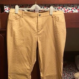 Yellow gold pants